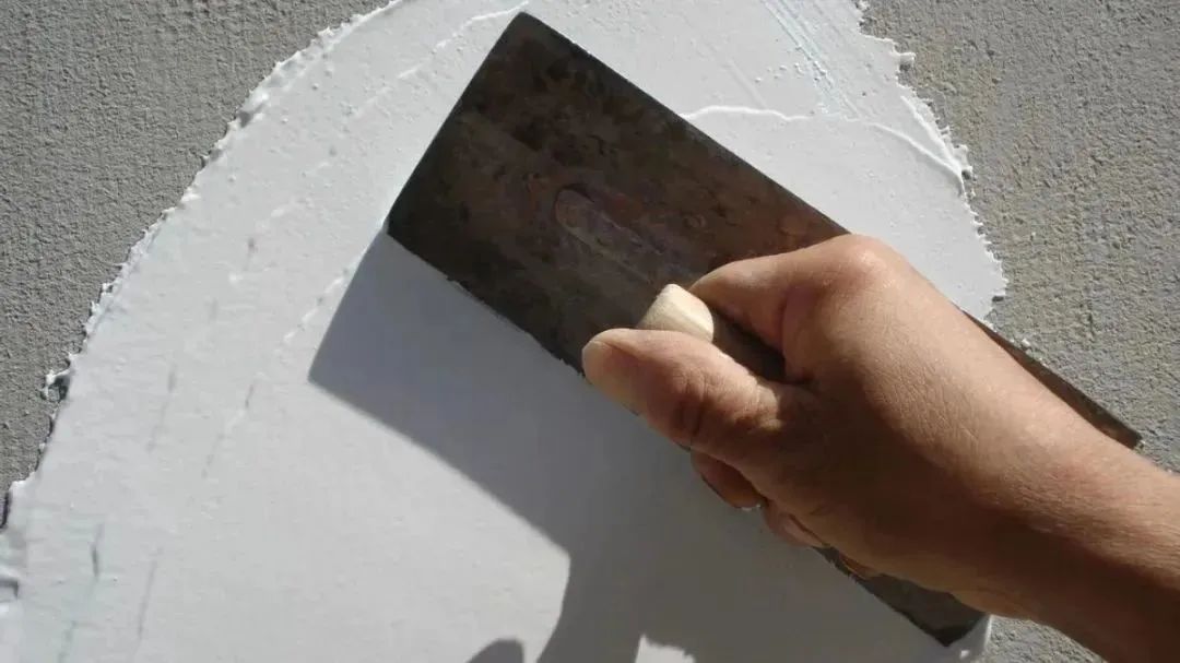 外墻膩子附著力差、砂漿出現(xiàn)空鼓問題怎么辦？昆明膩子粉廠家告訴您