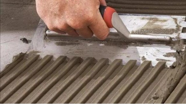 柔性巖板瓷磚膠為什么要采用薄貼法，昆明瓷磚膠廠家為您解答