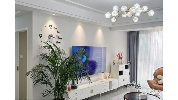 易高好膩?zhàn)犹嵝涯粋€(gè)毛坯房，優(yōu)于低質(zhì)量裝修