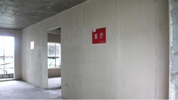 輕質(zhì)抹灰石膏有哪些優(yōu)勢你知道嗎？易高好膩?zhàn)痈嬖V您